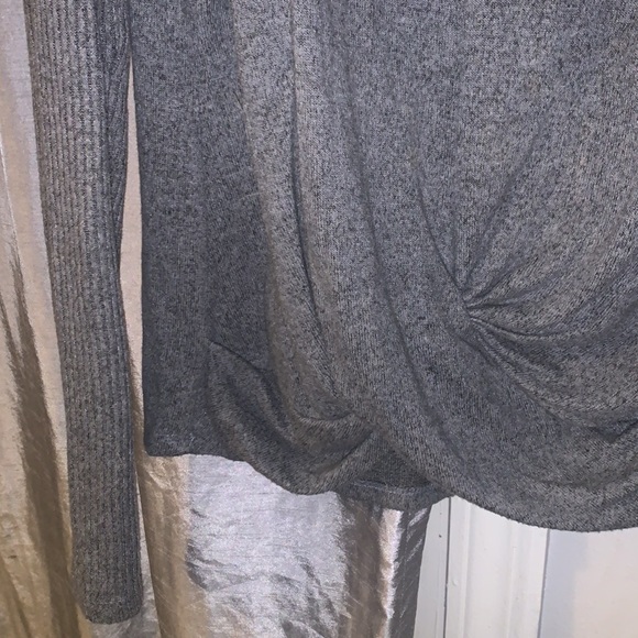 💕 3 for $10💕 A. byer twist front top - Picture 3 of 3